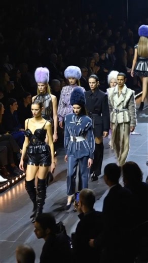 Stunning Fashion Runway 2026 | Futuristic Designer Collection | Fashion Pulse #viralvideo #trend