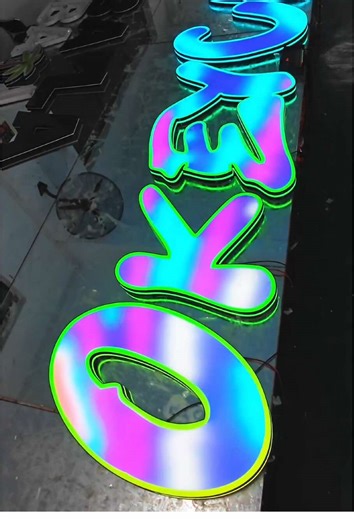 Cool and dazzling multicolored illuminated letters!#led #fyp #ledlight