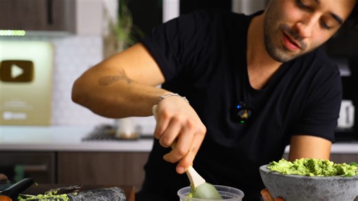 How to make authentic Mexican guacamole – easy recipe