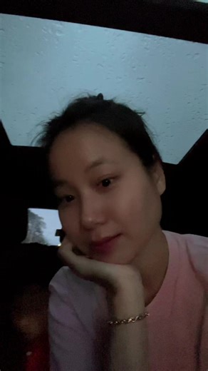 វីដេអូ​របស់ Ma Naw (@ma.naw009) ជាមួយ original sound - R🎧