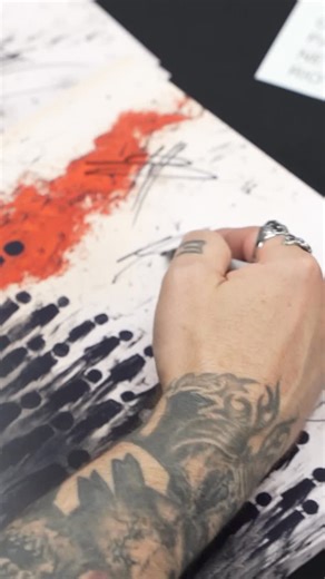 Three Days Grace on Instagram: "Signed ALIENATION vinyl & CDs are very limited...did you get a copy?! 🔥👤 Splatter vinyl, CDs, hoodies, tees totes & more available for pre-order in the official 3DG Shop 🤘 [LINK IN BIO] New song “Dominate” out now 👊"