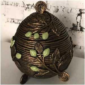 2M views · 24K reactions | Making a cute jewelry box out of paper! | MetDaan DIY | Facebook