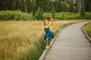 Capture the fall magic! These 5 photo prompts are guaranteed to get you pretty pictures