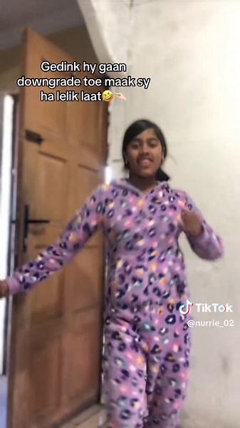 Funny Moments with a Clock: Hilarious Downgrade Reaction