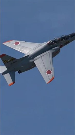 【さすがもとブルーインパルスパイロット！日本の純国産練習機 T-4】静浜基地での機動飛行がとても良かった航空自衛隊中等練習機 飛ばしたのは元ブルーインパルスパイロット