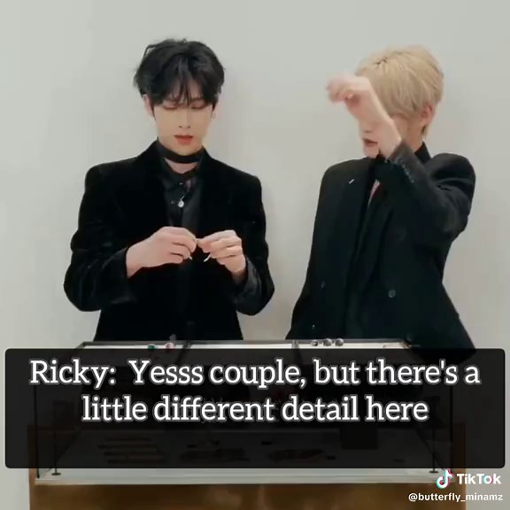 Couple Barang Sehari-hari: Ricky dan Jiwoong