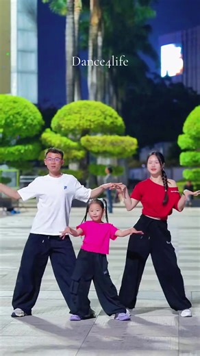 Happy family dance 💞💞💞 #dance #trend #fyp #dancechallenge #happydance
