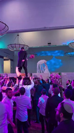 Orthodox Wedding: Separate Dancing