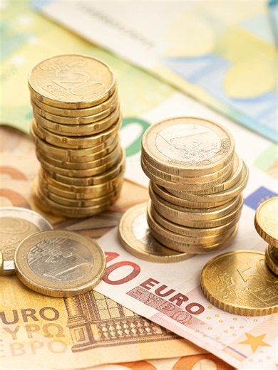 💢 ASUFIN da las claves de por qué es un error endeudarse cada vez más con gastos del día a día La presidenta de la Asociación de Usuarios Financieros, Patricia Suárez, presenta los errores económicos más comunes #gastos #prestamos #deudas #economia #hoyporhoy