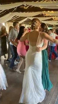 They didn't stop dancing all evening! Ceilidh fun from L & M's wedding day here at Cavokay 💃❤️🕺