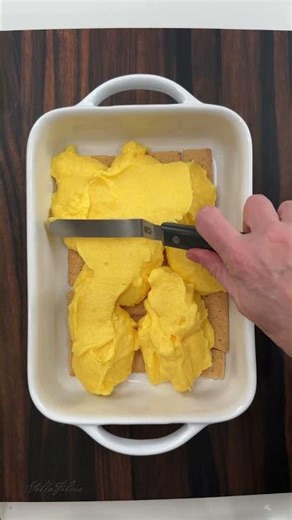 No-Bake Strawberry Eclair Cake