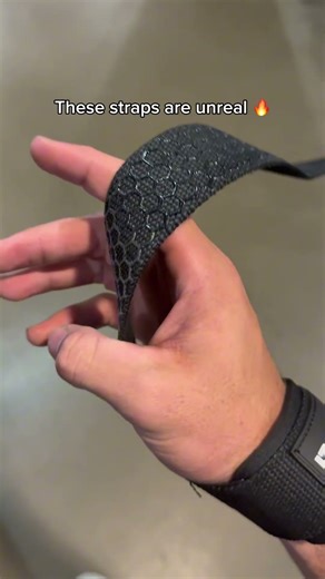 Lifting Straps for muscle growth #fitness #workout #shorts