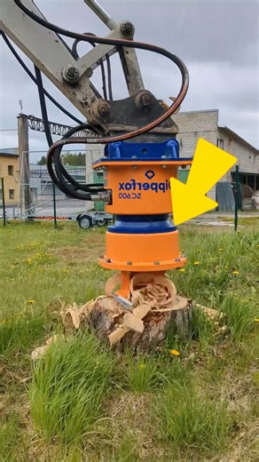 Watch this powerful machine make stump removal look effortless! Designed for maximum efficiency, it grinds through even the toughest roots, saving time and labor. Perfect for landscaping, farming, and construction projects — a true engineering marvel that delivers smooth, satisfying results every time. Credit : @ dipperfoxtech / IG, TT #Machinery #Landscaping #Innovation #tree #tool | Life in World