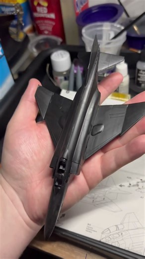 No airbrush, just hand painting 🤟✈️ #aviation #scalemodel