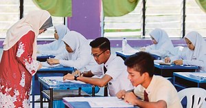 2021 SPM to take place Feb 2022 [NSTTV] | New Straits Times