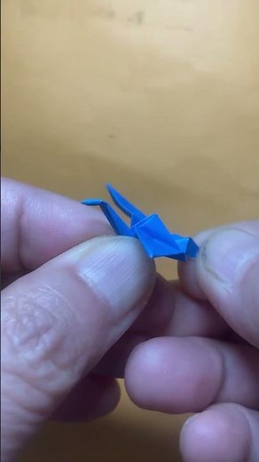 #origami #papercrane #flappingwings #折り紙 #折り鶴 羽ばたく鶴