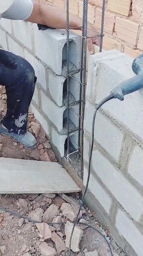 Coffrage pour poteau en béton solide — méthode fiable