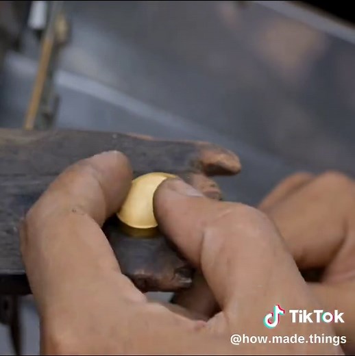 How to Make a Plain Gold Ring: A Step-by-Step Guide