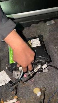 How to replace lithium ion battery 💯 tips #battery #autoelectrician #CarMaintenance #mechaniclife