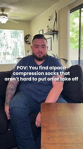 Compression socks aren’t supposed to hurt. But most options are way too tight, overheat your feet, and start sliding down halfway through your day. Hollow Socks were built to solve that problem. We combined ultra-soft baby alpaca fibers with light, breathable compression that stays up, feels good, and actually works. ✅ 15–20 mmHg compression to reduce swelling ✅ Cushioned support to relieve foot pain ✅ Made from breathable baby alpaca fiber ✅ Moisture-wicking, odor-resistant, temperature regulat