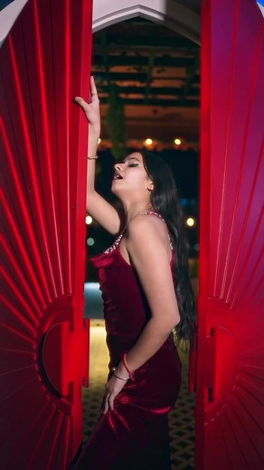 33K views · 2.1K reactions | #BingeWithBadahah karo aru nacho Using more than 25 OTT apps in one on @tataplaybingeofficial, Kyuki ab binge-watches Hoga nonstop! #tanurawat33 | Tanurawat33 | Facebook