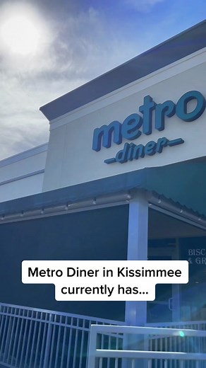 Red Velvet Items at Metro Diner Kissimmee