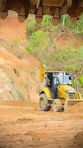 Caterpillar 416: Features and Specifications