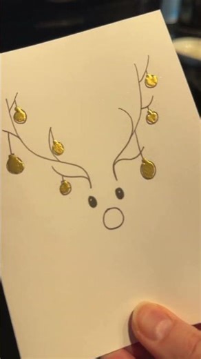 Embossed Xmas cards are a fav! #diychrismascard #holidaycrafts