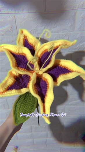 Tangled’s Sundrop Flower paid pattern by @LLBC Lovely Loops by Christine #crochet #fyp #crochetflower #tangled #tangledflower