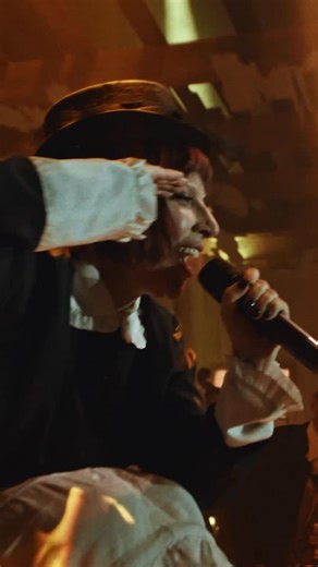 Lady Gaga on Instagram: "Take a look at me now! 🛟"