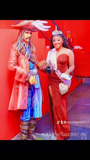 Je tenais à remercier tout ceux qui ont penser à moi en me souhaitant un joyeux anniversaire😘🥰🎊🎊Merci pour la considération que vous m'avez porter Merci à mes copines et pote qui ont rendu ma journée d'hier spécial Tout ceux qui ont penser à moi avec un cadeau 🎁 Je vous aime que Dieu nous montre votre jour bisous à l'année prochaine Inch allah