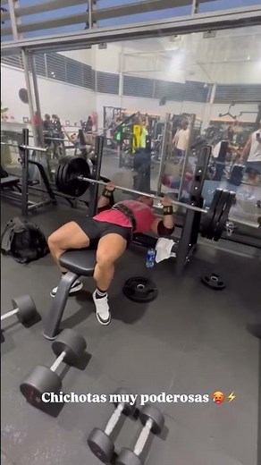 Pecs-legs training bodybuilding Latam #motivation #bigboy #chest #workout