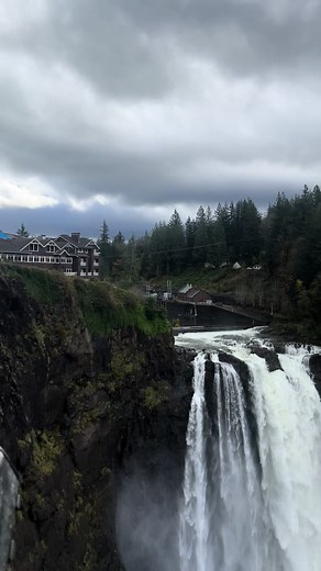 Exploring the Beauty of Twin Peaks and Seattle
