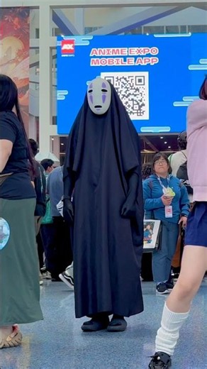 bro be like🧍‍♂️ [Dandadan Cosplay Public Dance at ANIME EXPO] #dandadan #cosplay #hamucotton