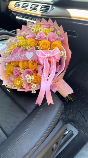 Yellow and Pink Florals: Perfect Bouquet Combinations