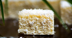 Bela oblanda sa medom - ništa jednostavnije i ništa lepše: Recept gotov za 15 minuta