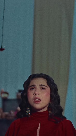 Milagro y Desastre: Silvana Estrada's Musical Journey