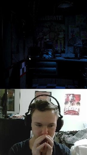 I didn't think I would make it #gaming #horror #fyp #fnaf #animatronics #closecall