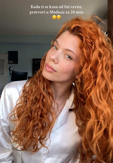 Transform Flat Hair into Gorgeous Waves in 20 Minutes