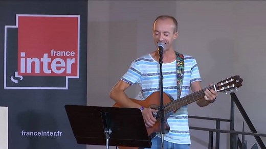 487K views · 6.6K reactions | HUMOUR | Sur une musique d'Elmer Food Beat et un texte d'Emmanuel Macron : "Moi ce que j'aime chez Benalla" la chanson de Frédéric Fromet | France Inter | Facebook