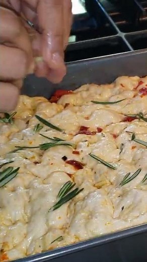 Sun-dried Tomato Focaccia Bread