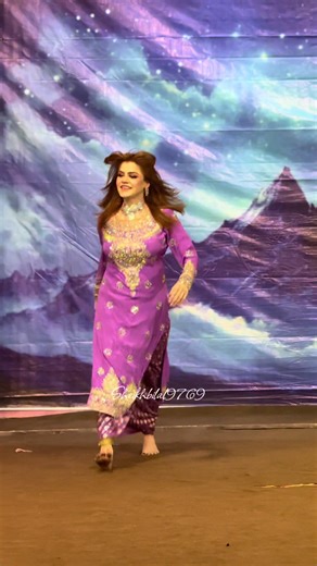 Mناہل خان Returns with a Bang: TikTok Highlights