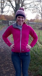 A mum-of-two with terminal cancer says she feels safe enough to continue chemotherapy after receiving a leftover dose of coronavirus vaccine. https://bbc.in/3ojj0Zu | BBC News