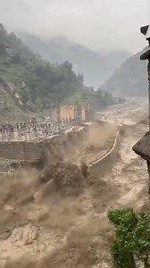 Terrifying Flash Flood Destroys Everything in Seconds | Flood Disaster #Flood #FlashFlood #NaturalDisaster #Flooding #FloodAlert #FloodNews #Disaster #NaturePower #HeavyRain #Flood2025 #ClimateChange #ExtremeWeather #RiverFlood | Relax2.o