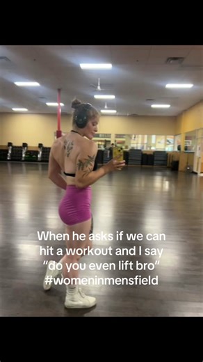 Ended up getting bigger traps then he did and No i dont wanna spot🤦‍♀️❤️😛 #fypシ゚viral #gymtok #gymgirl #bodybuilder #fitness #personaltrainer #beyourself #blessed