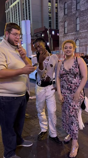 Where did that guy/girl even come from? 😂😭 #nashville #fyp #downtown #broadway #interview