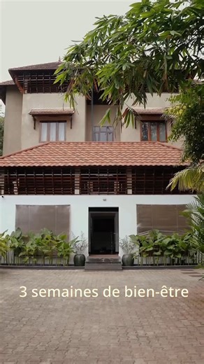 Du 2 au 24 août 2026, Padma Centre de Yoga organise un voyage bien-être en Inde : 🛕 Tamil Nadu : Pondichéry, Auroville, temples et sites classés 🌿 Puis 14 jours de cure ayurvédique au Kerala : soins, yoga chaque jour, repas végétariens, détente et recentrage. 👉 Ordre de prix : à partir de 3715€ / personne 🔹 Pour y participer, il suffit de remplir le formulaire de préinscription : 👉 [ https://forms.gle/4XEj5okf3TXNogQDA ] ou nous écrire en message privé. Un programme complet vous seras trans