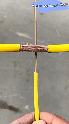Secure Wire Splicing Technique Demonstrated #worker #process #diy #tools #craftsman