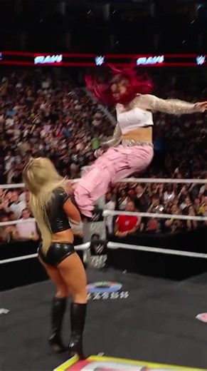 the girls are fighting! 👊💥😤 #WWE #IYOSKY #LivMorgan | Iyo Sky