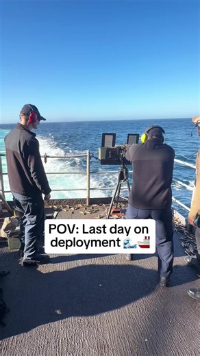 Last day on deployment after 121 days 🌊🚢 Had a great time underway but now its time to lock in 🙌 @Erly: Wake Up Early Use code DAN when downloading Erly 💪 #navy #military #miltok #navylife #militarylife